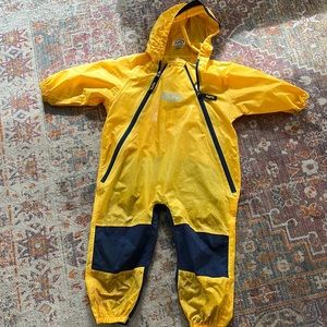 Kids rain suit